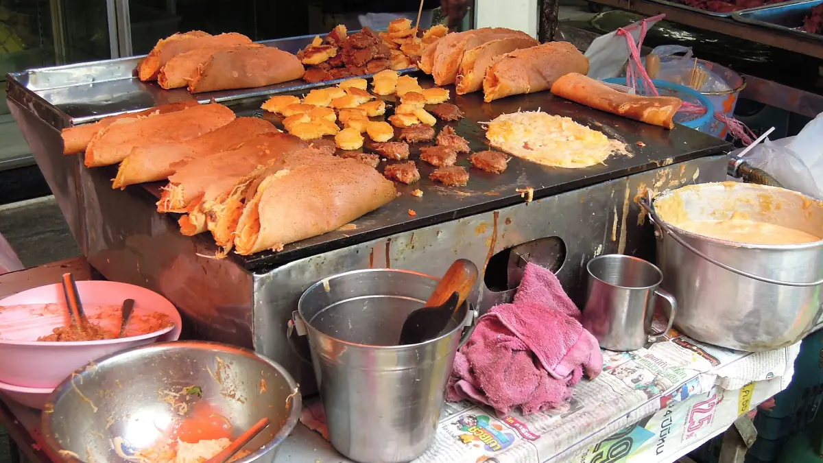 A street food stall in Bangkok's old town
